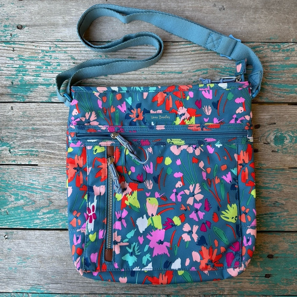 Vera Bradley Lighten Up Slim Crossbody Bag Purse 11x12 Inch Superbloom Sketch